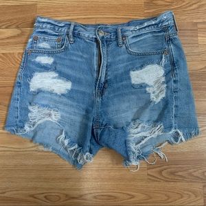 Size 4 AE shorts